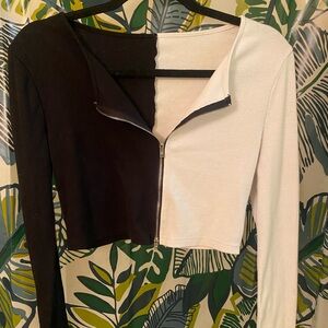 Zip Up Crop Top🐼